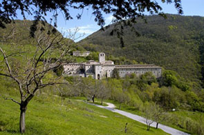 HERMITAGE OF AVELLANA 40 KM